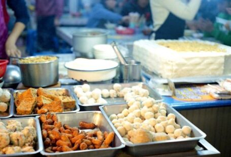Street Foods - Street Foods on the Stainless Container